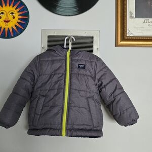 OshKosh Toddler Gray Coat with Neon Yellow Zipper And Navy Blue Sherpa Lining
